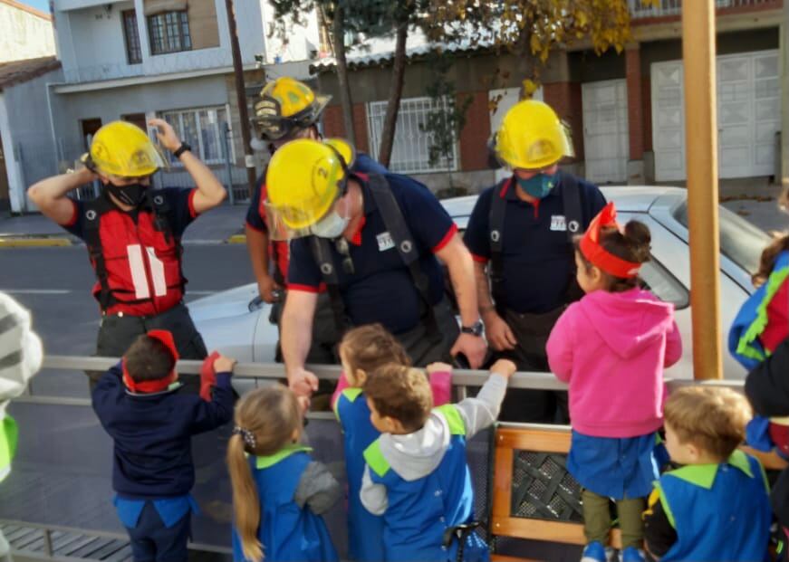 Los niños recibieron una linda sorpresa este miércoles.