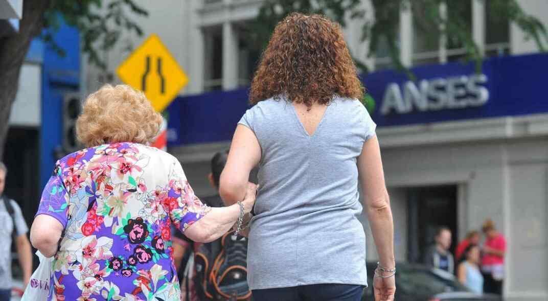 Se espera un nuevo bono de $6.000 para jubilados y pensionados durante la segunda quincena del mes de abril.