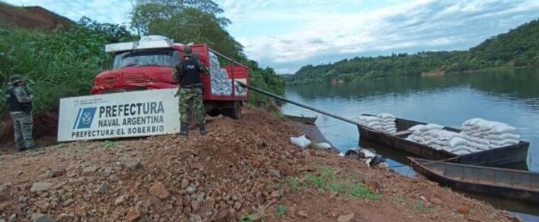 Secuestran contrabando de granos en El Soberbio.