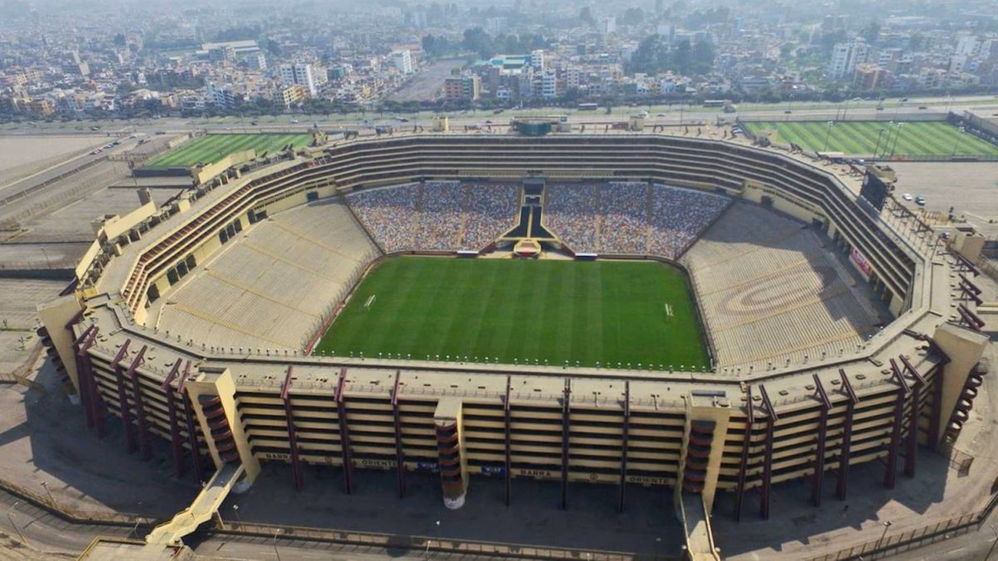 El Monumental de Perú.