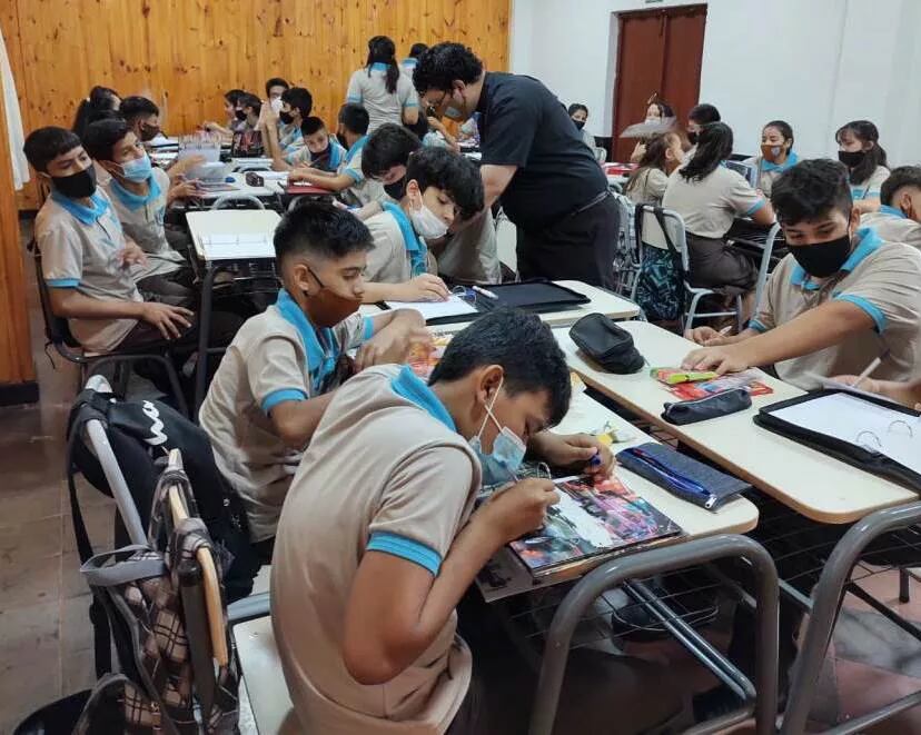 El Instituto Secundario San Nicolás de Flüe quedó inaugurado en Puerto Esperanza.