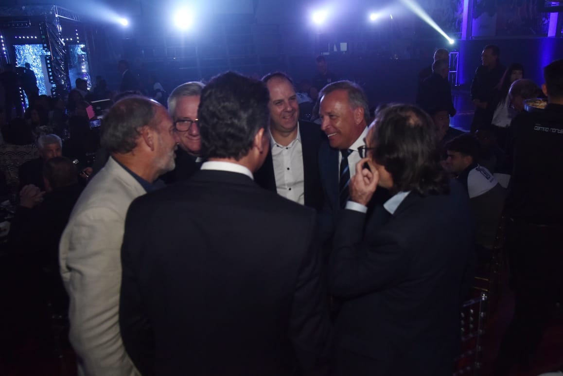 La gala de Talleres en barrio Jardín. Fotografías de la cena en la noche previa a los 110 años del club. (Facundo Luque / La Voz)