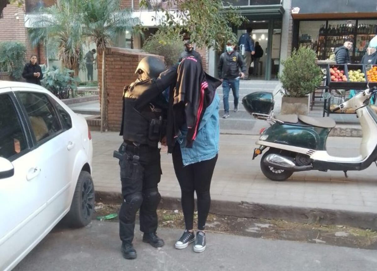 Drogas en Nueva Córdoba: detuvieron a una estudiante que vendía éxtasis