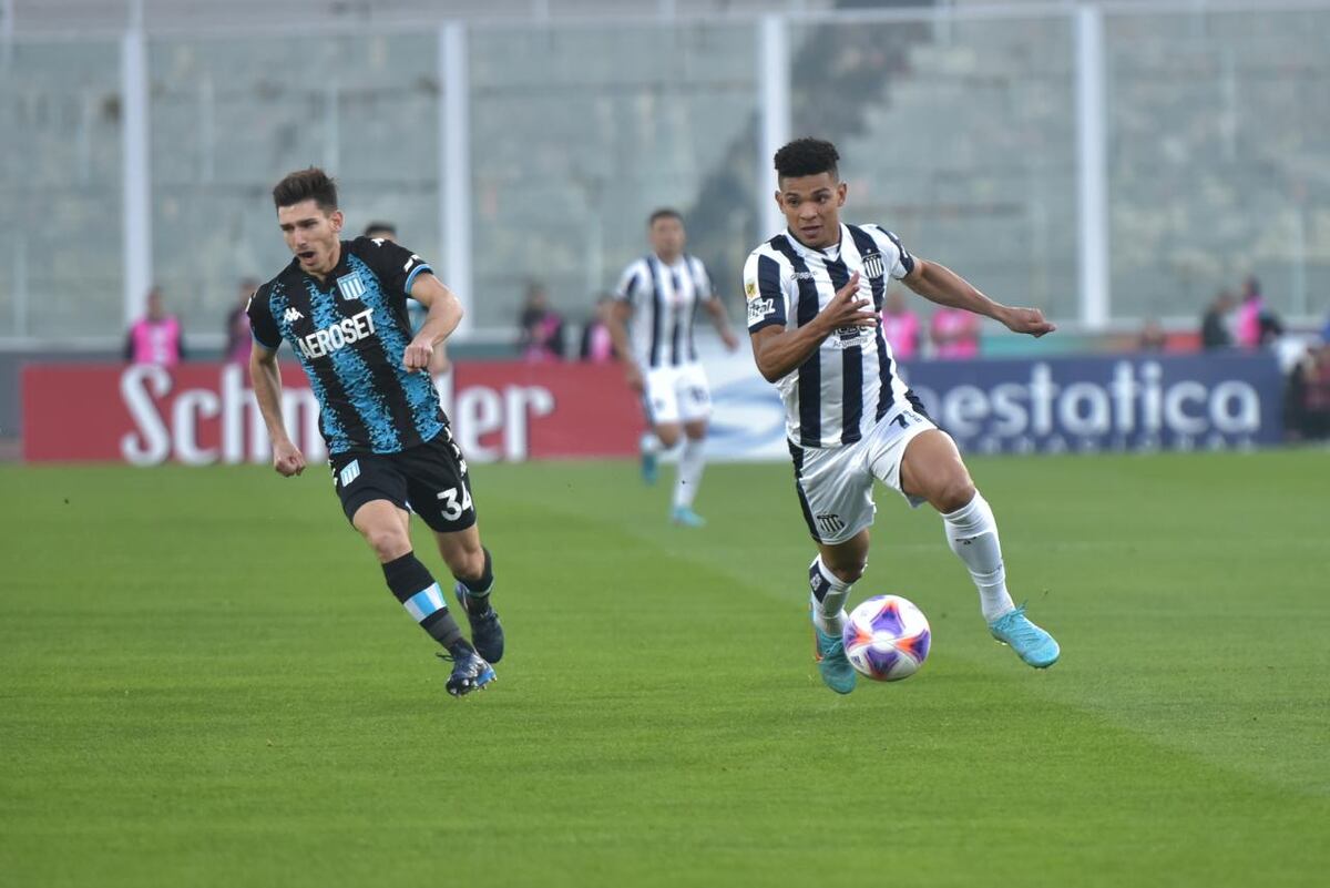 Talleres perdía pero terminó empatando ante Racing en el Kempes