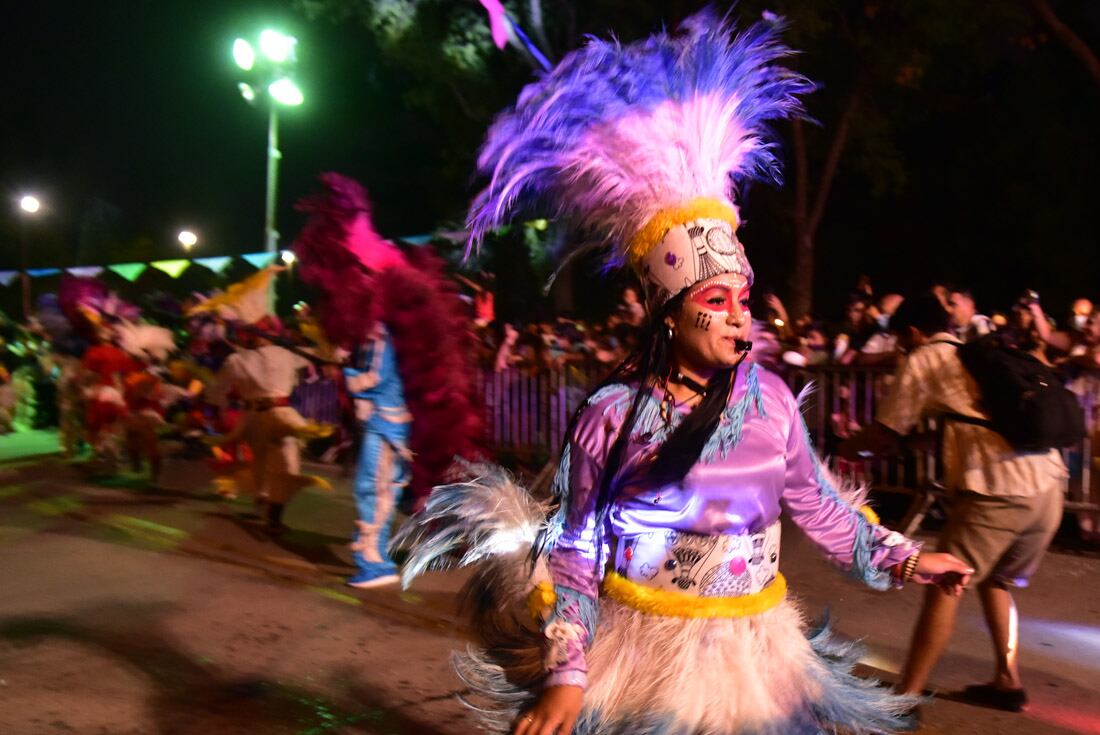 Desfile de comparsas en el corso de Carnaval.  (Nicolás Bravo)