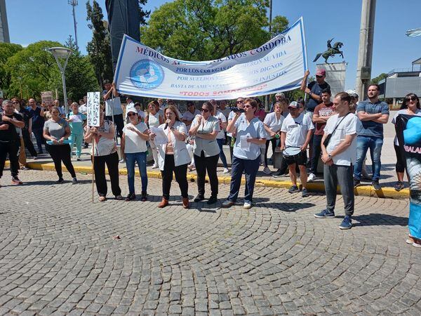 Reclamos de los Trabajadores de la salud del Hospital Iturraspe