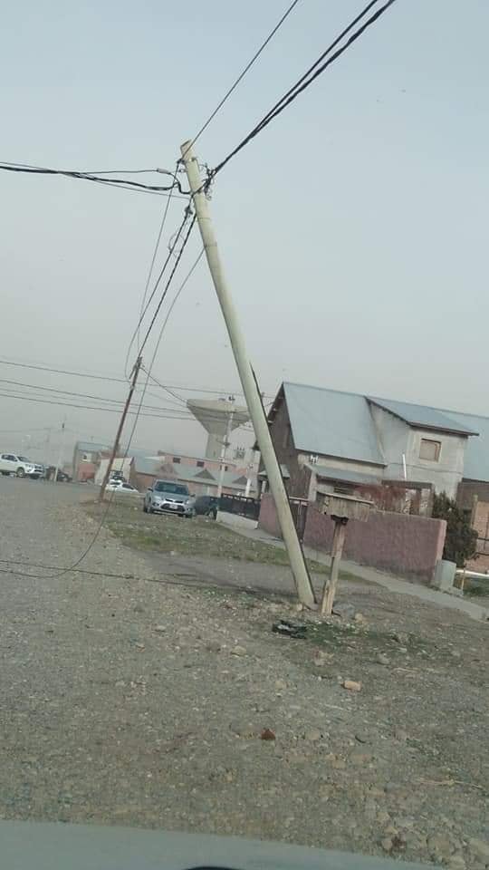 En Piedra Buena los destrozos por el viento también ocurrieron, al igual que en Rio Gallegos y zona de la Cuenca Carbonífera.