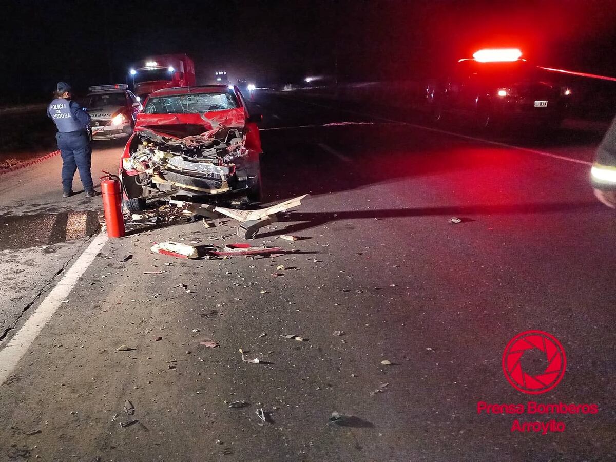 El Fuertecito: accidente entre un automóvil y un camión sobre ruta 19