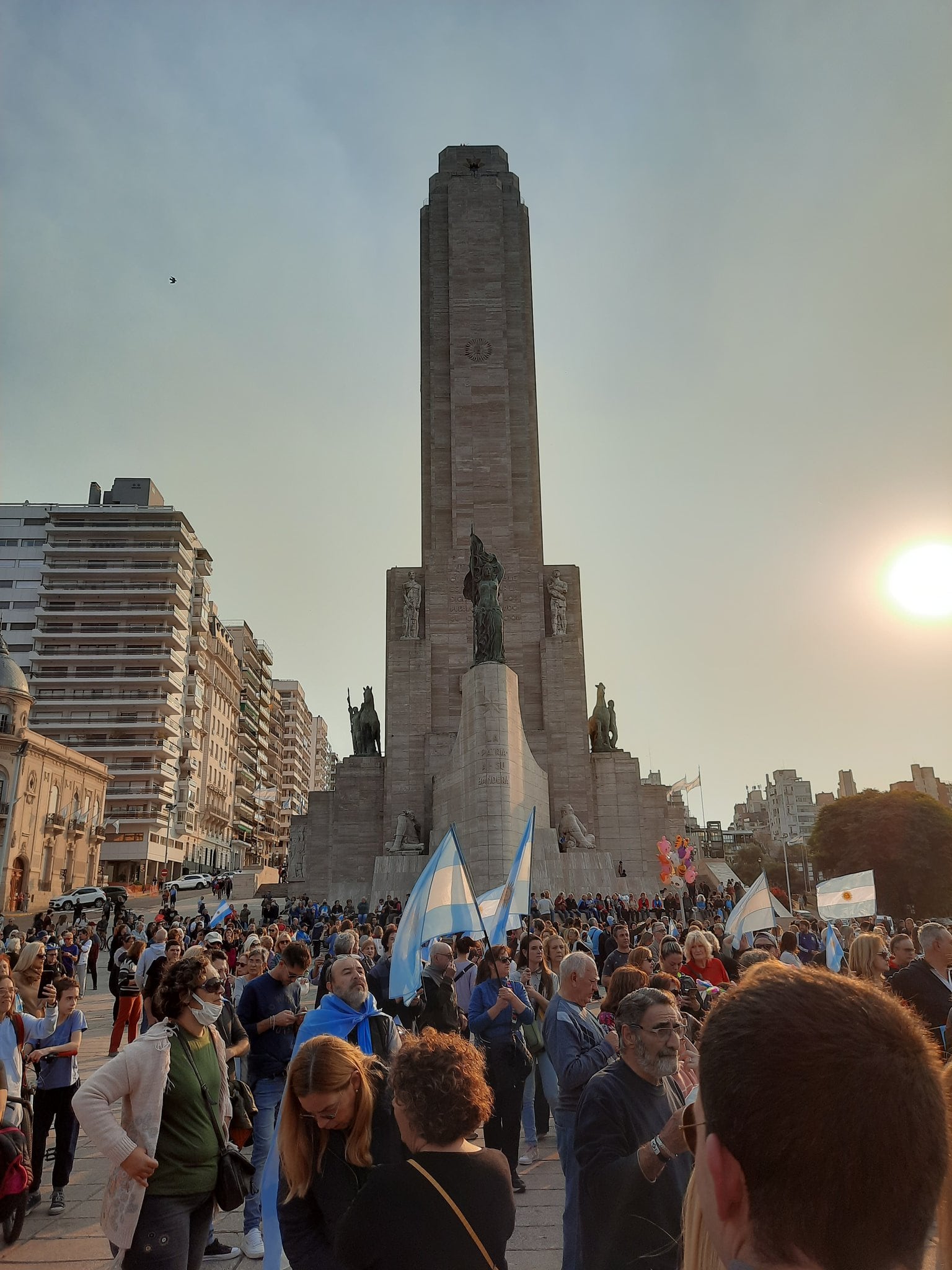 Así fue el banderazo en Rosario.