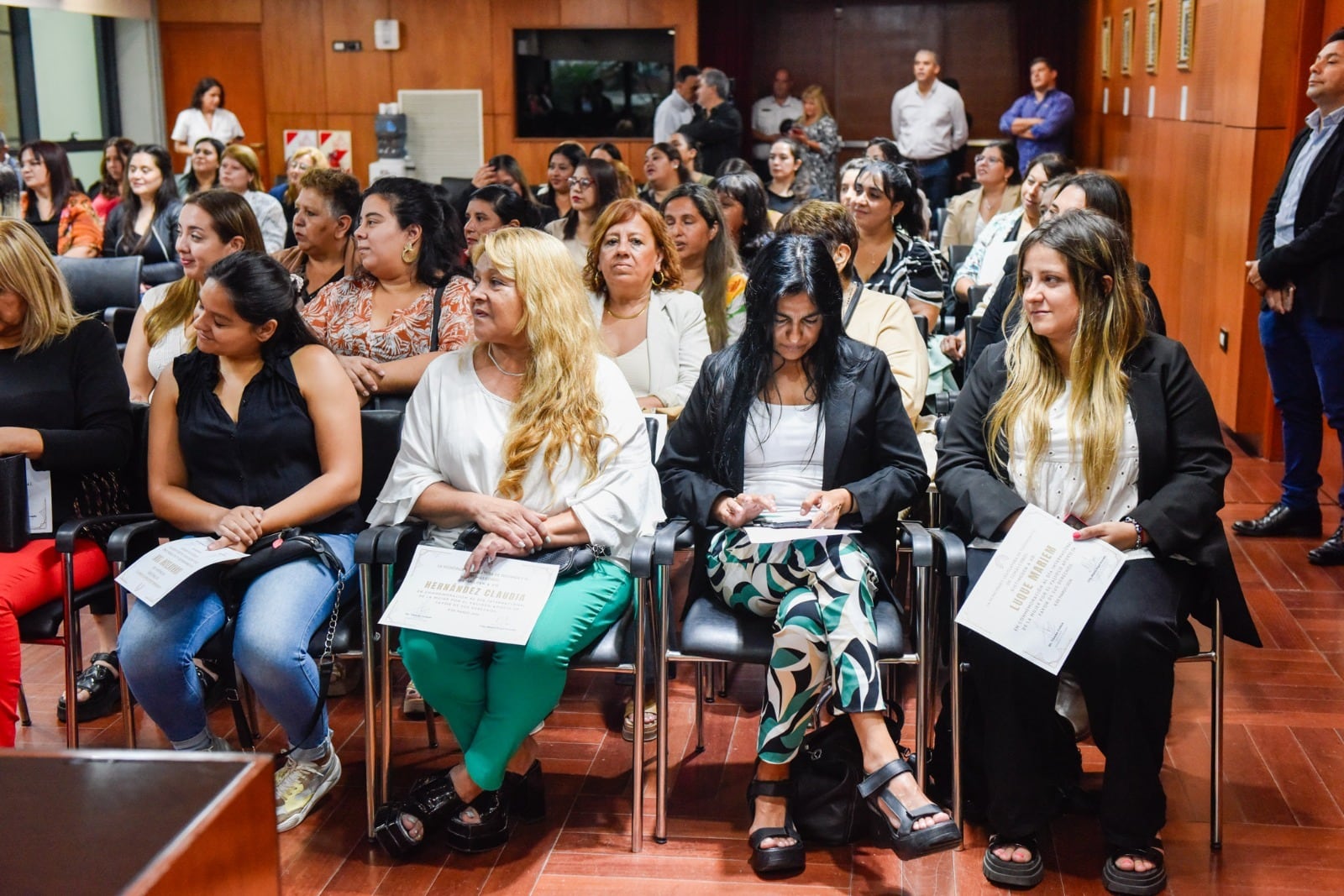 Se distinguió a mujeres destacadas del Este tucumano.