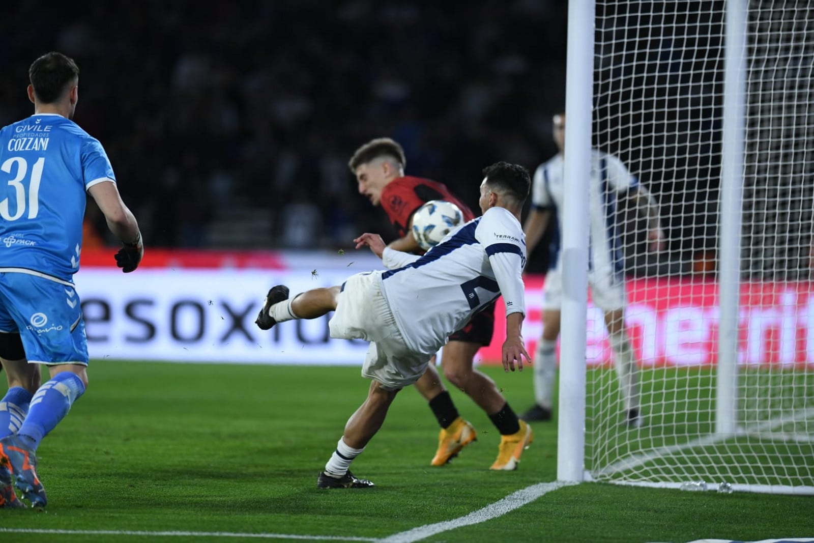 Talleres recibió a Platense por la quinta fecha de la Liga Profesional. El partido se jugó en el estadio Mario Alberto Kempes. (Facundo Luque / La Voz)