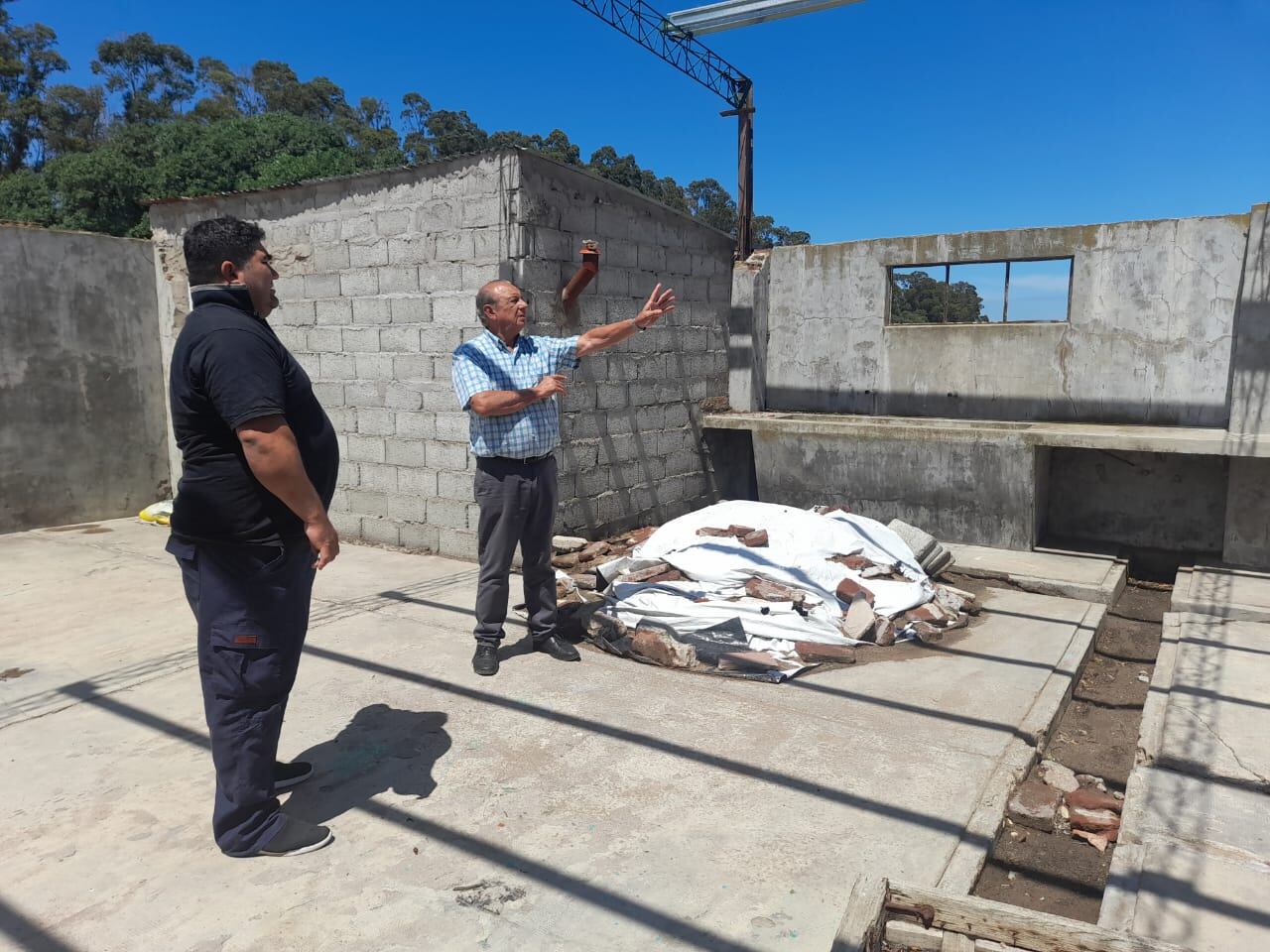 El intendente de Tres Arroyos visitó la Planta de Residuos de Bellocq y el predio de futuro Parque Industrial de Orense