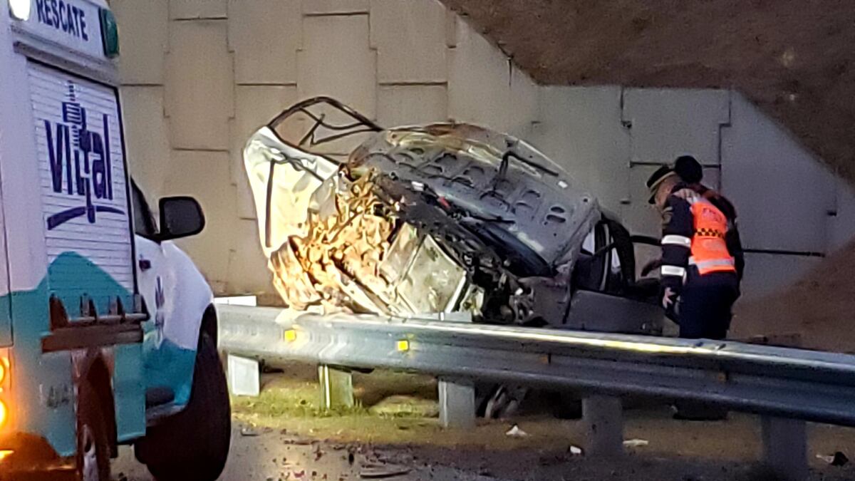 Madrugada fatal en Córdoba: dos muertos y cuatro heridos en dos siniestros viales