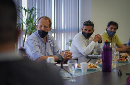 Reunión con autoridades laborales de YPF