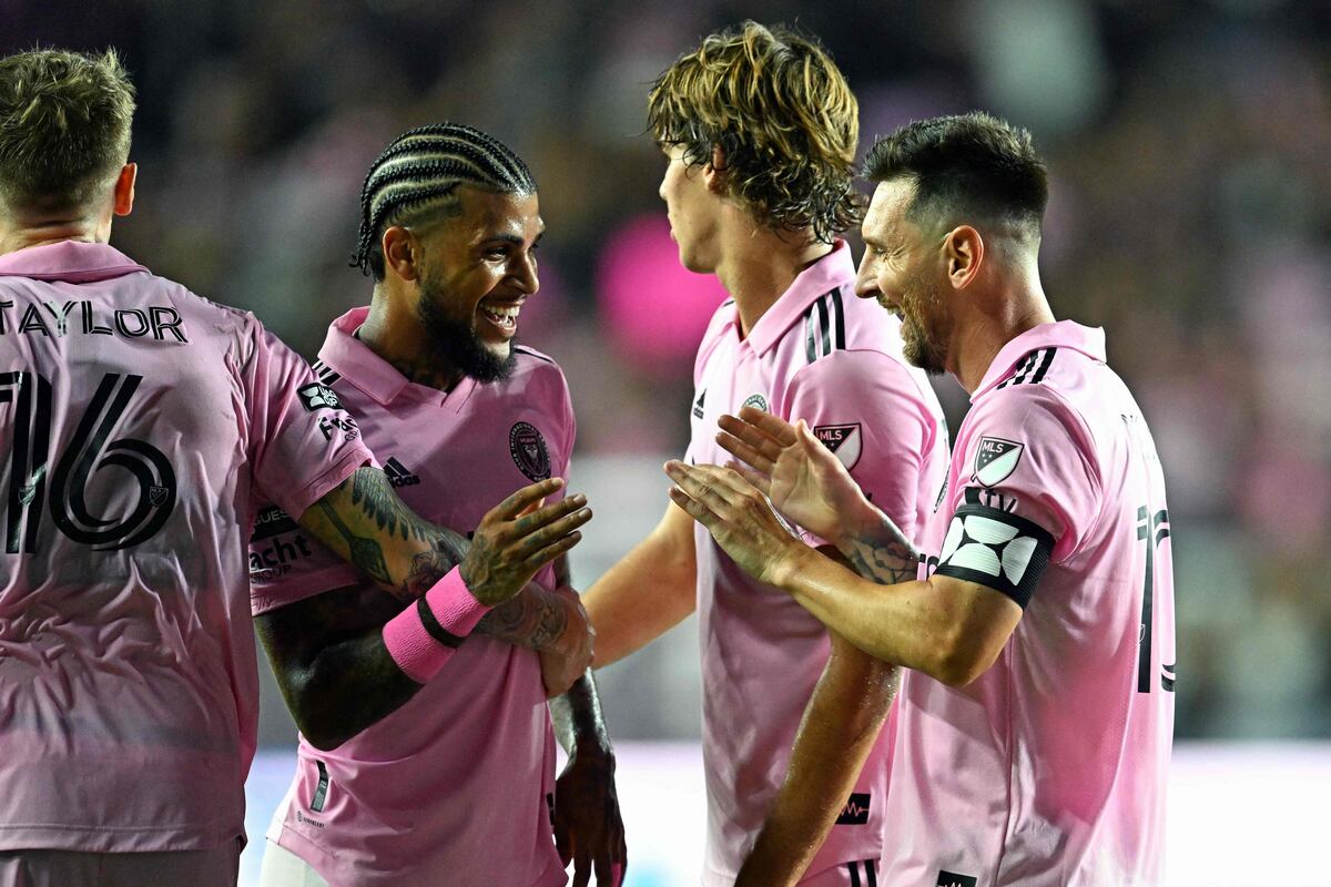 El Inter Miami de Lionel Messi le ganó 4 a 0 a Charlotte FC y pasó a las semis de la Leagues Cup