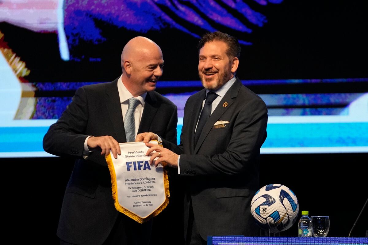 Gianni Infantino, presidente de FIFA, sobre los incidentes entre Independiente y U de Chile: “Condeno...”
