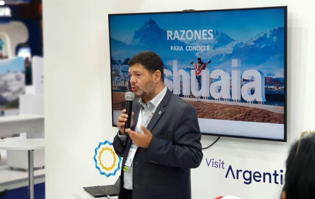 La Municipalidad concluyó la promoción en la feria de Bogotá.