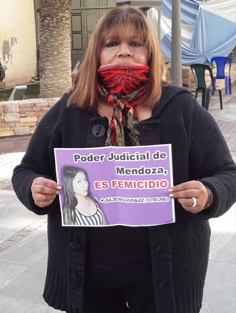 En el Día de la Mujer, Maipú homenajeó a Susana González.