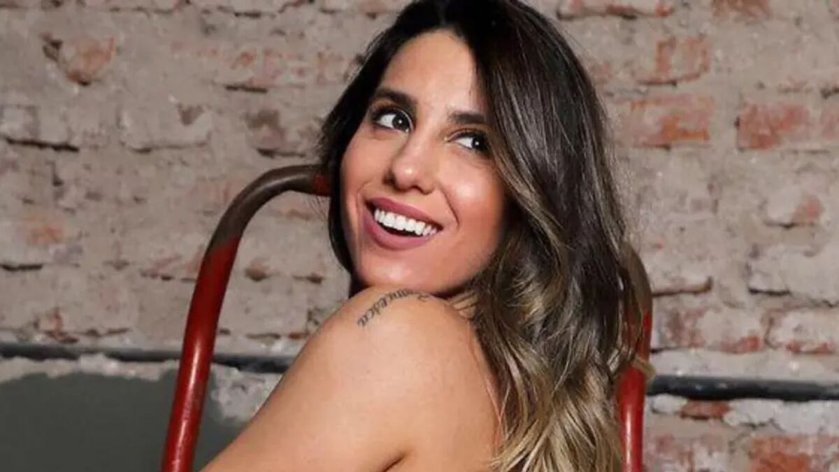 Cinthia Fernández celebró el día del trabajador en lencería negra: “A trabajar duro”