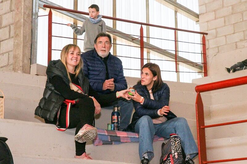 Claudia Cittadino y su equipo presente en el encuentro de Patín Artístico de los Juegos Bonaerenses