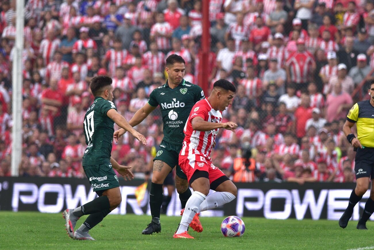 Instituto VS Sarmiento. Liga Profesional