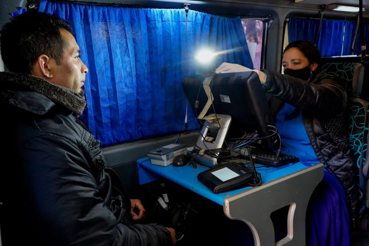 El móvil del Registro Civil recorre los barrios de Las Heras