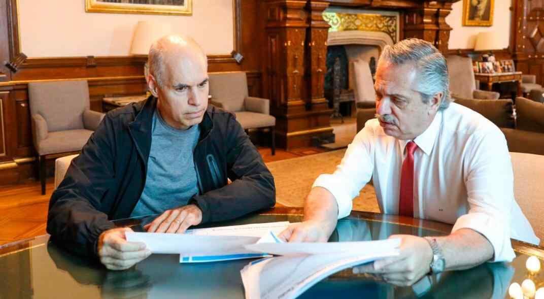 Una de las primeras fotos de Larreta y Fernández sobre coronavirus. Fue en marzo. (Gentileza Presidencia)