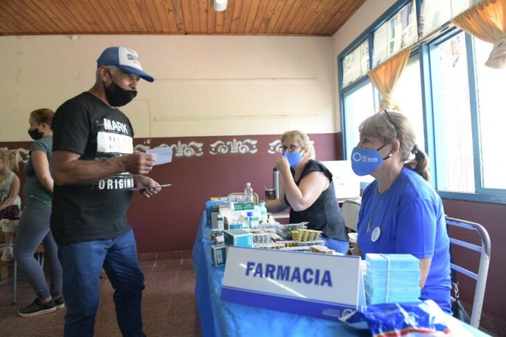 También hubo servicios gratuitos de farmacia.