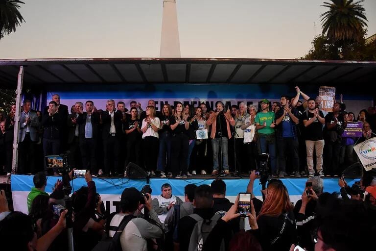 Piera Fernández, presidenta de la FUA, fue la encargada de leer el documento final.