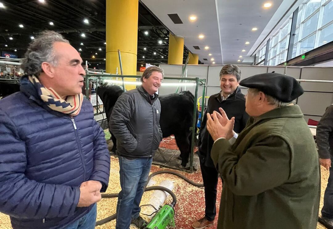 Matías Fhürer visitó la Sociedad Rural Argentina