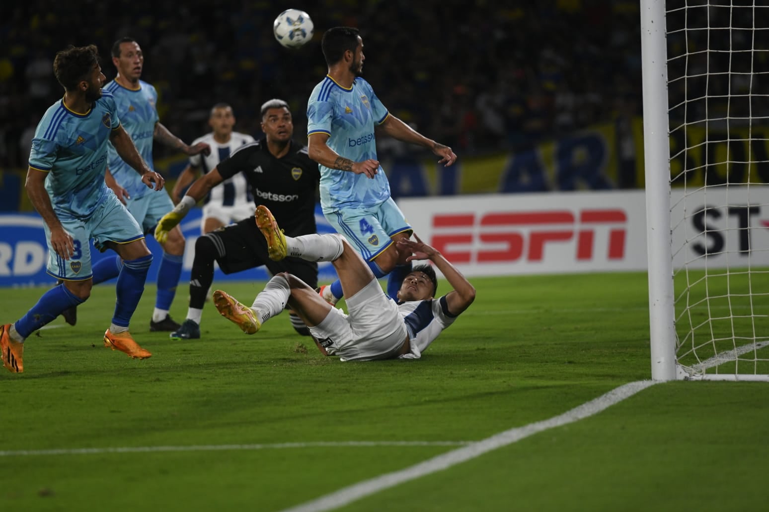 Amistoso Talleres Vs Boca Juniors en el Mario Alberto Kempes. (Facundo Luque / La Voz)