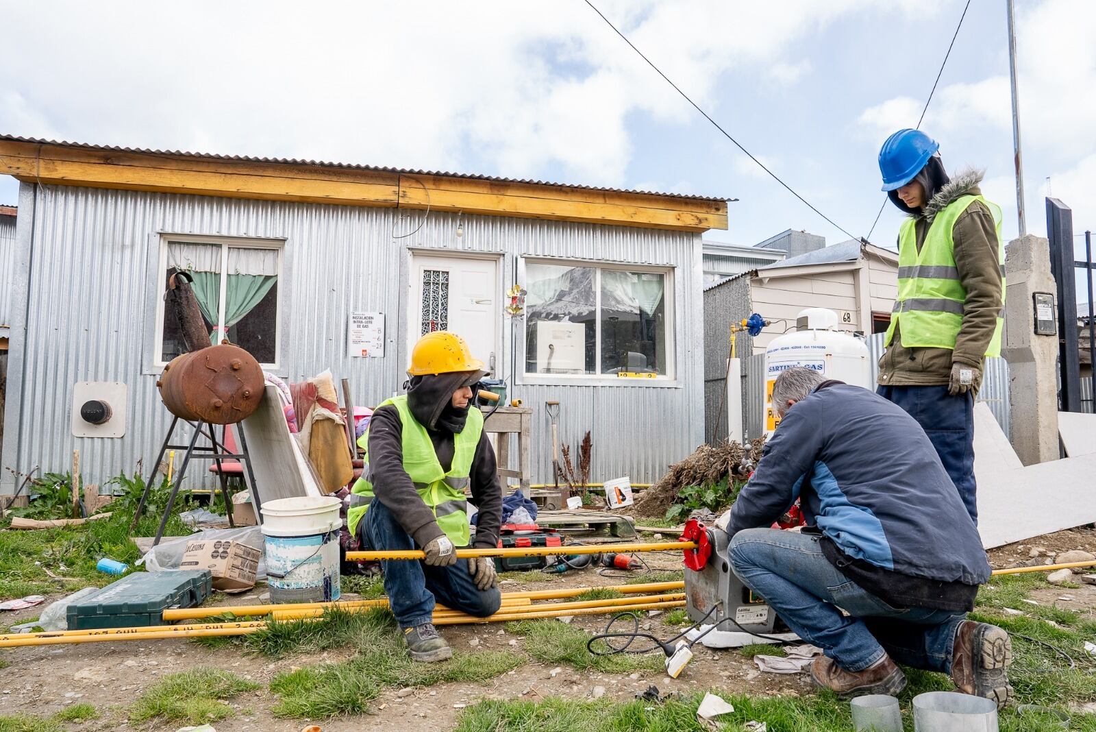 Ushuaia: comenzaron los trabajos para beneficiar a varias familias con el servicio de gas