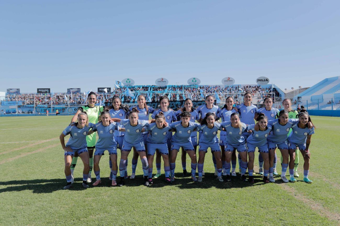 El femenino de Belgrano se enfrenta a Boca, en la cancha de Racing de Nueva Italia, por el encuentro de ida de la final de la Copa de la Liga femenina. (Prensa Belgrano)