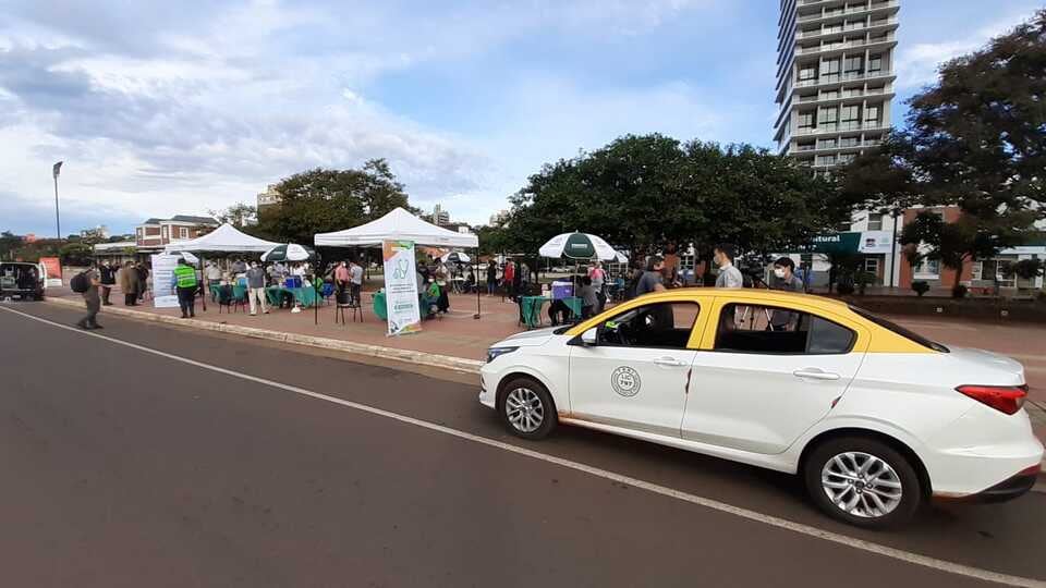 Inicia hoy la inoculación a los taxistas de Posadas