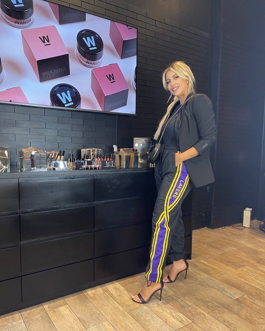 Wanda Nara y un look muy particular