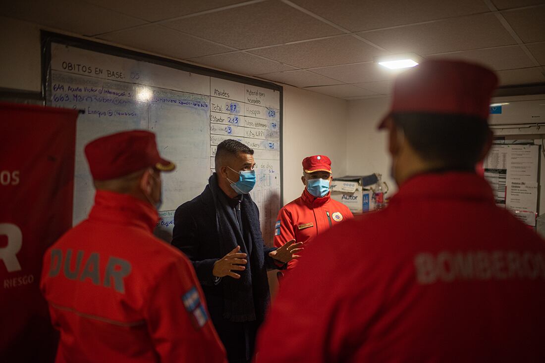 El Departamento Unidades de Alto Riesgo de la Policía de Córdoba (DUAR) participa en la búsqueda de la docente.