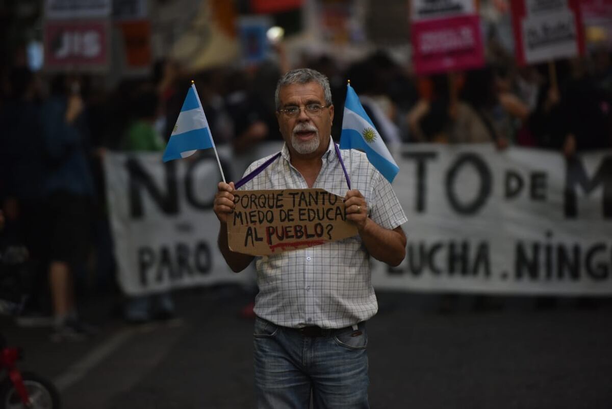 En defensa de la educación pública, Córdoba se sumó a una nueva marcha universitaria