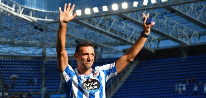 Lionel Scaloni y el emotivo homenaje que recibió en La Coruña.