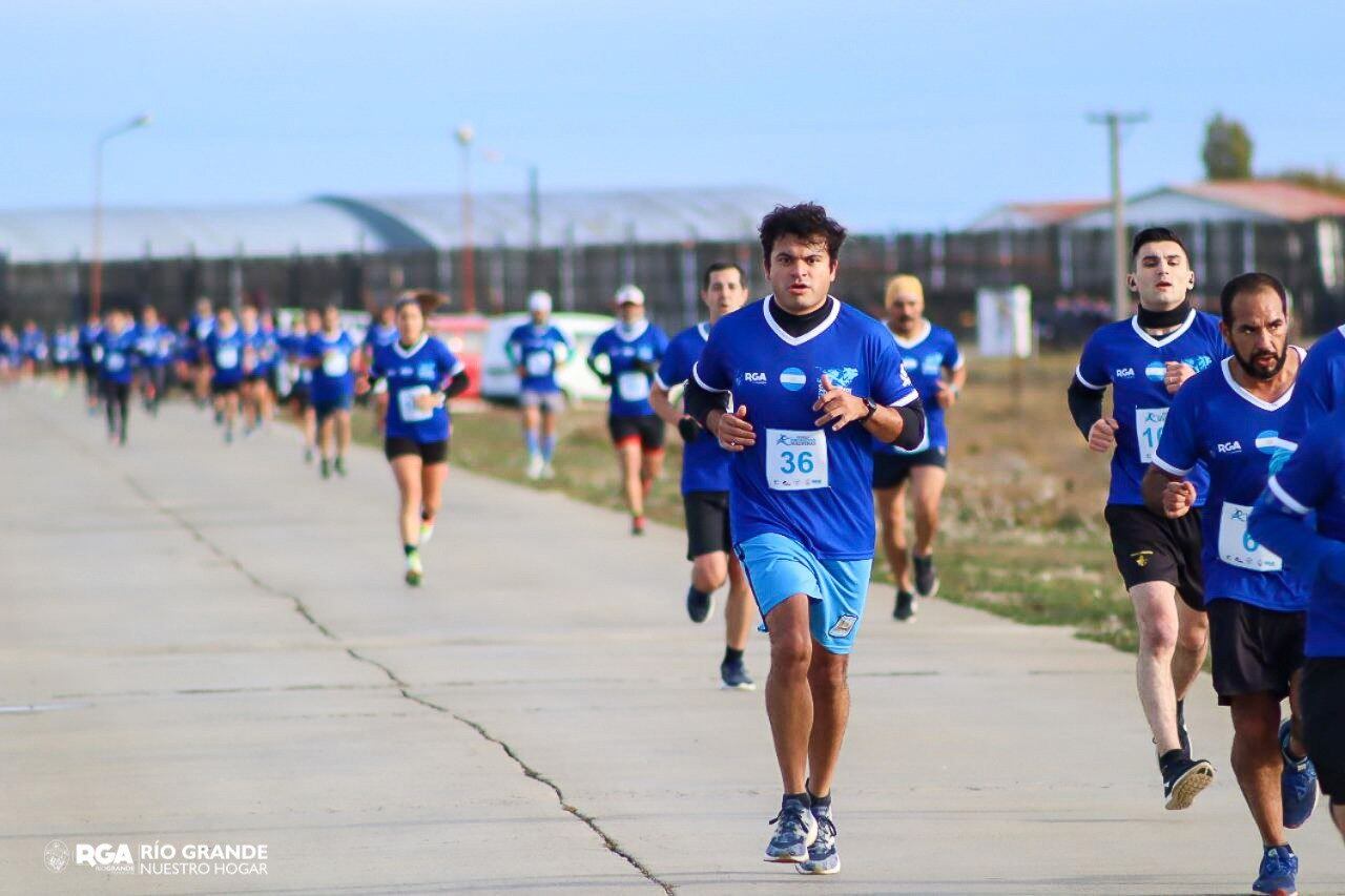 Carrera 7k en Río Grande, homenaje a los Héroes y Heroínas de Malvinas a 40 años de la Gesta.