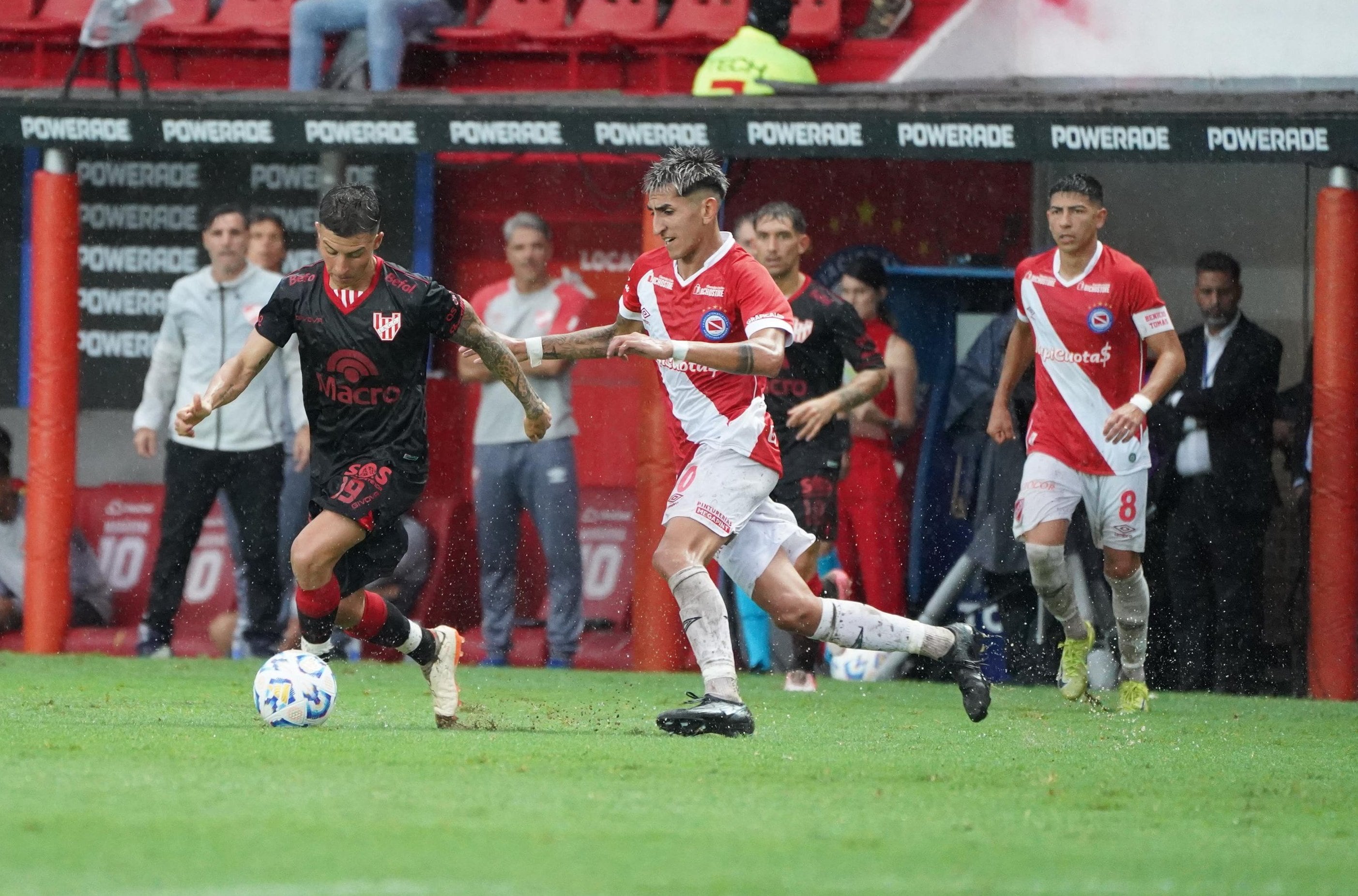 Instituto sufrió la tercera caída seguida en el Apertura de la Liga Profesional. Fue 0-2 en su visita a Argentinos Juniors. (Fotobaires)