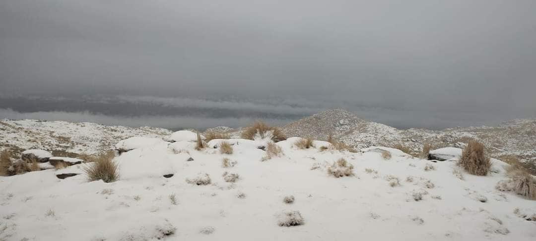 Nuevamente, nieve en las Sierras de los Comechingones de la Villa de Merlo