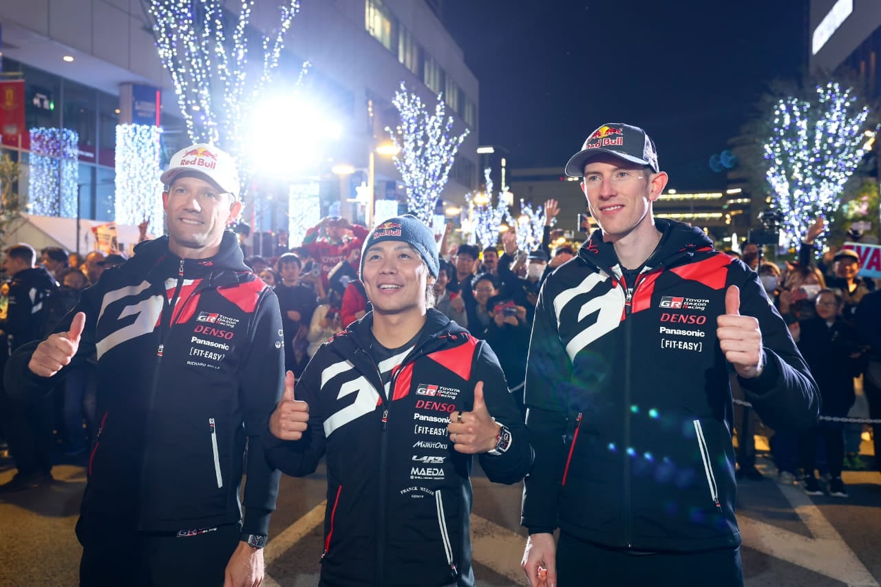 Ogier, Katsuta y Evans volverán a correr para Toyota en 2025.