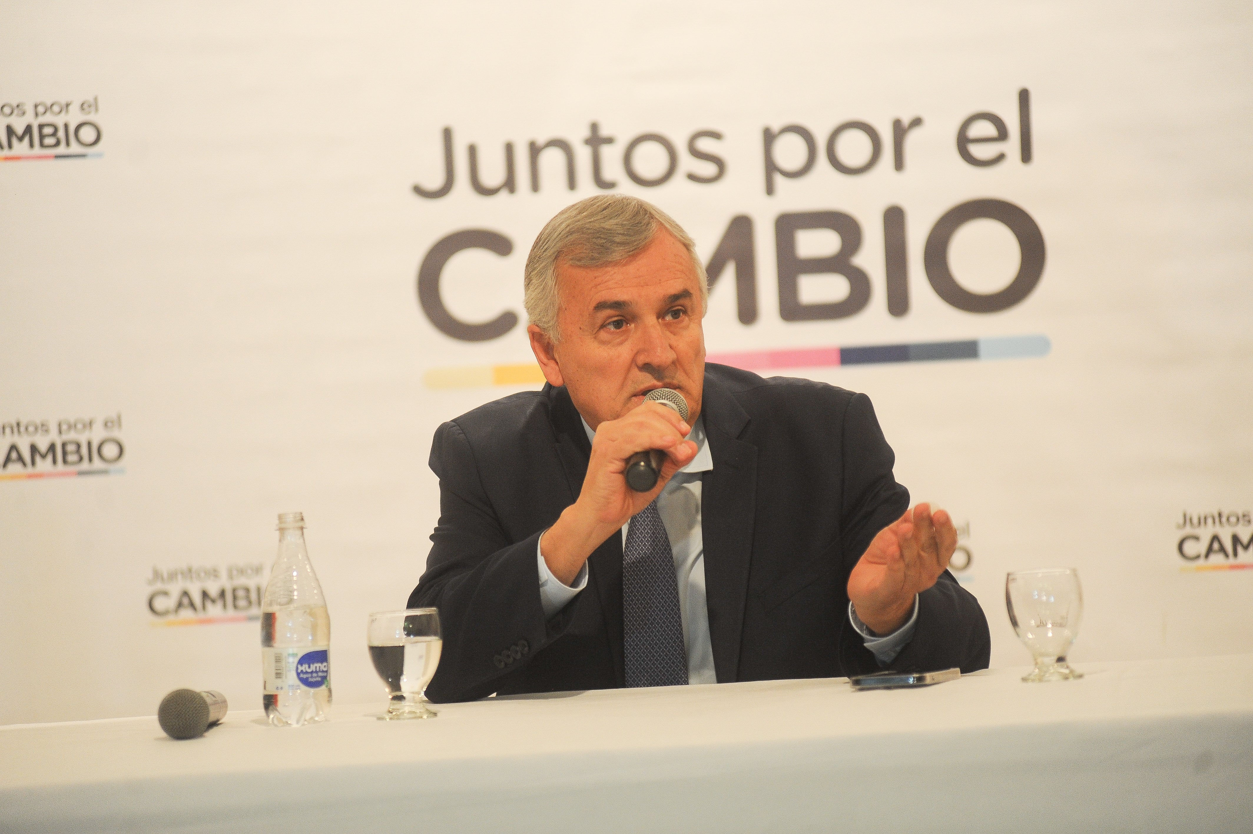 Gerardo Morales, titular de la UCR, brindó una conferencia en soledad (Foto: Federico López Claro)