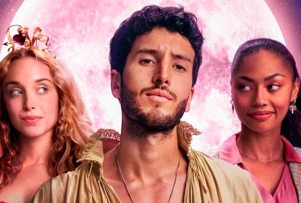 Sebastián Yatra junto a sus compañeras en el nuevo musical de Netflix: Mònica Maranillo y Nia Correia. (Netflix)