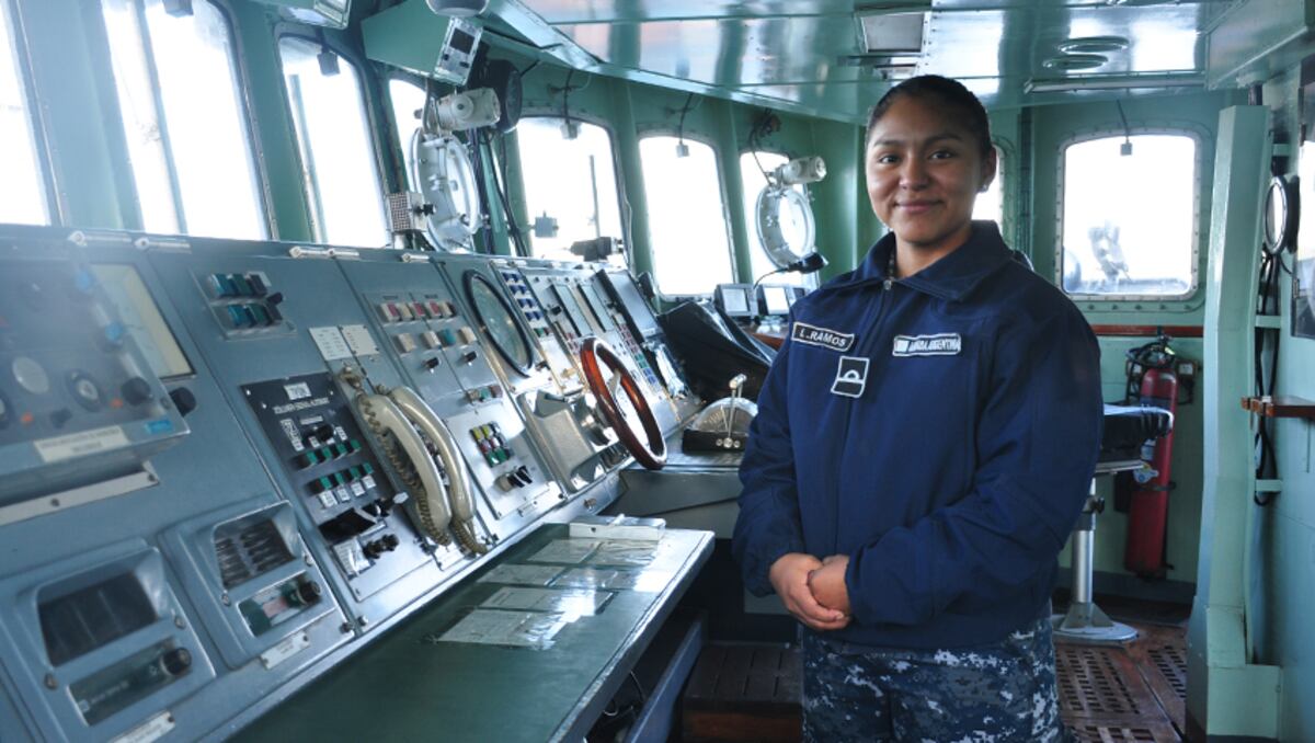 Una jujeña es Jefe de Artillería en una nave de la Armada Argentina