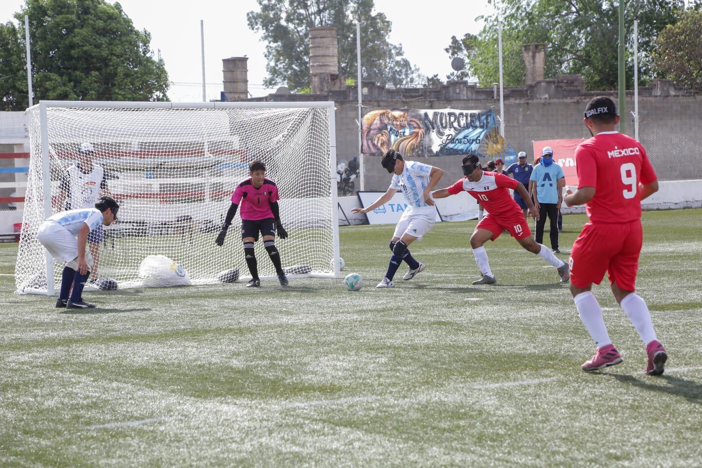 La Selección Argentina de Fútbol para Ciegos goleó a los mejicanos por 3 a 0 y sueñan con llegar a la final