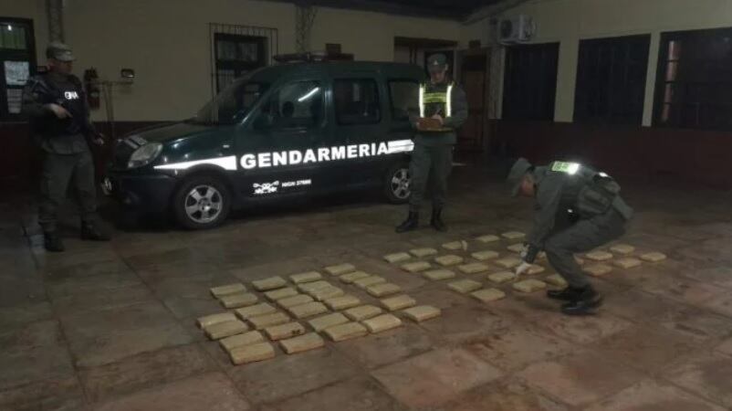 Interceptan contrabando de marihuana en Eldorado.