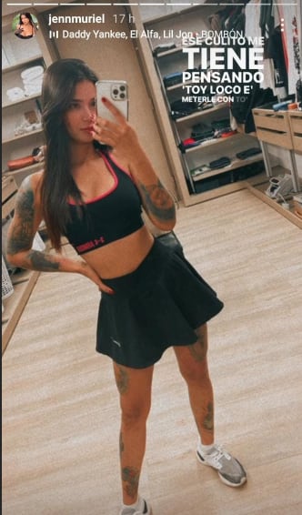 Al ritmo de Daddy Yankee, Jenn Muriel se sumó a la tendencia de pollera deportiva