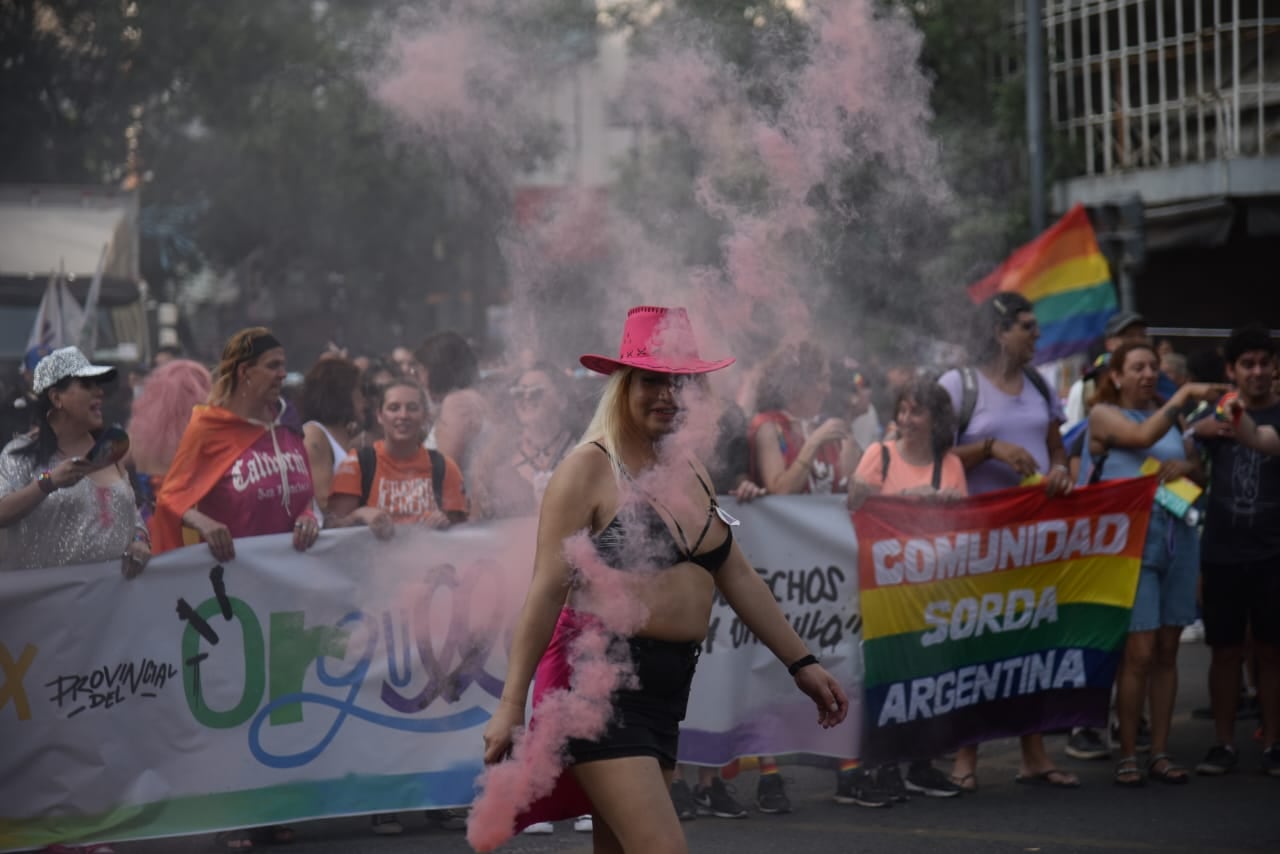 Multitudinaria Marcha del Orgullo en Córdoba. (Facundo Luque / La Voz)