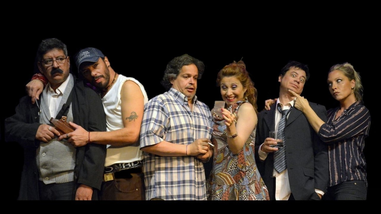 Staff de la comedia,  de izquierda a derecha: Diego Cantero, Juan Pablo Víctor, Marcos Lugones, Jimena Hogas, Darío Martínez y Viviana Vénere.